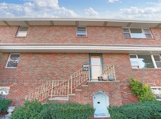 174 6th St #3, Fairview, NJ 07022