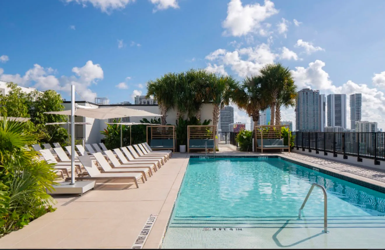 2 bed, 1000 sqft, $3,600 — Photo 1
