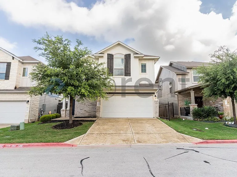 1404 Jenkins Bnd — Photo 1