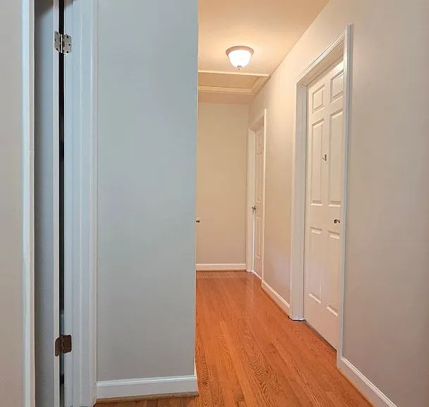 8201 Hensley Ct — Photo 12