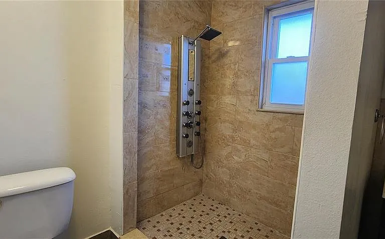 2408 Kimberly Dr — Photo 13