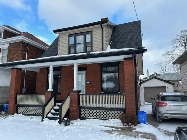 220 Waterloo St, London, ON N6B 2N3