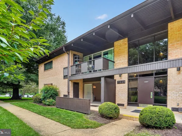7821 Enola St APT 105, Mc Lean, VA 22102