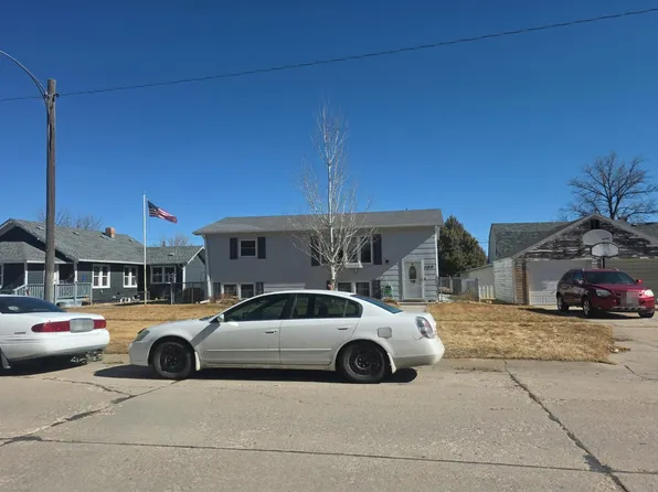 409 Adams Ave, Morrill, NE 69358