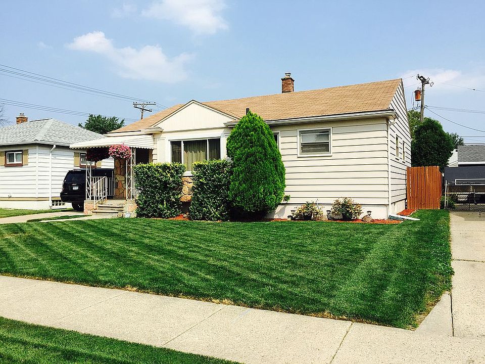 1st image of 25668 Buick St
