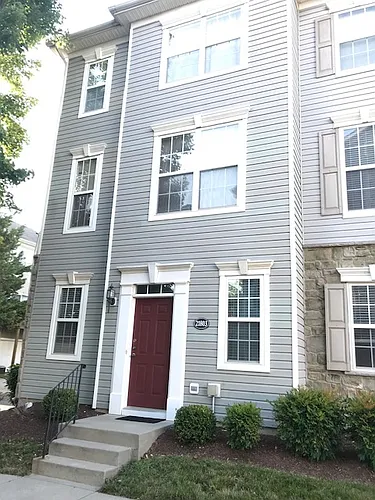 21803 Jarvis Sq Photo 1