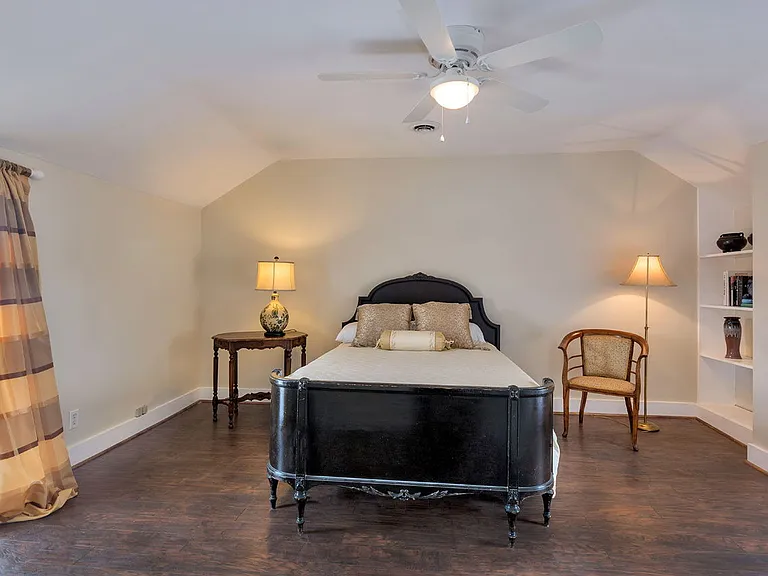 207 Douglas Ave #B — Photo 10