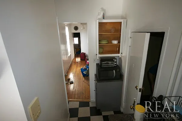 Rented by REAL New York | media 20