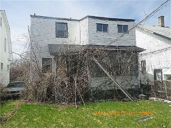 4th image of 15350 Cherrylawn St
