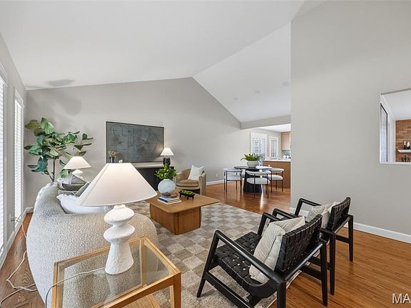 2nd image of 165 Saddleford Dr