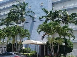 677 NE 24th St APT 601, Miami, FL 33137