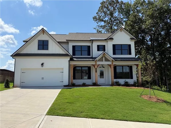 1057 Hawkins Creek Dr, Jefferson, GA 30549