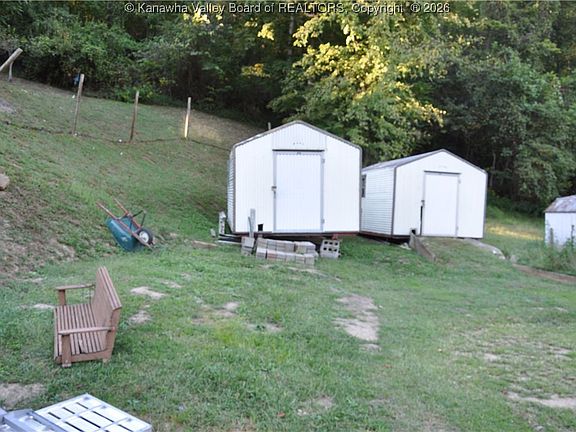 2nd image of 1165 Camp Creek Rd