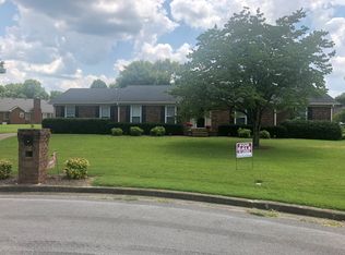 2722 Queens Ct, Murfreesboro, TN 37129