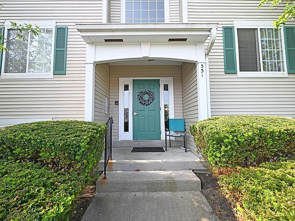 2nd image of 551 Aspen Glen Dr APT 604