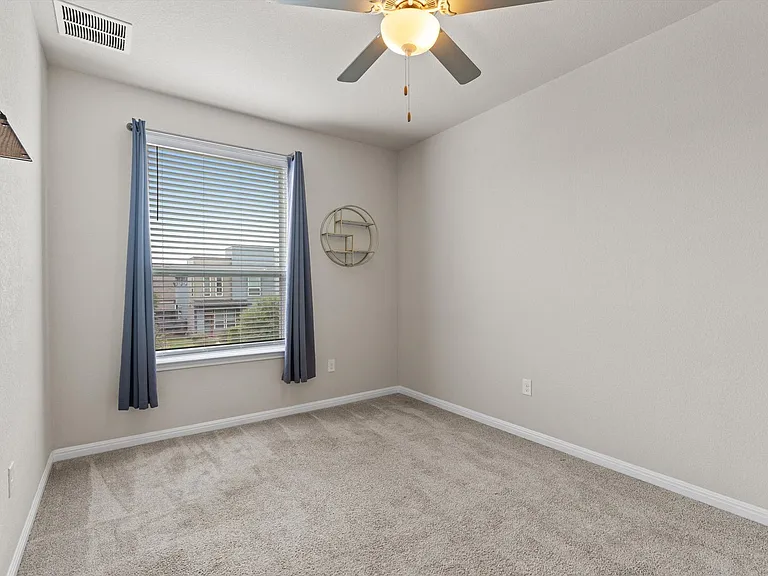 8809A Whitter Dr — Photo 21