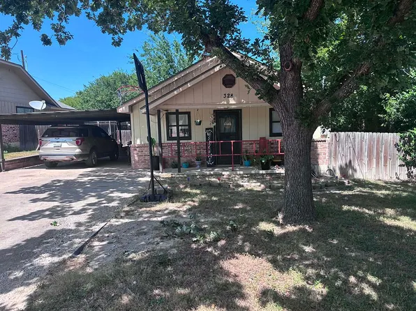 328 Mae Dr, Kerrville, TX 78028