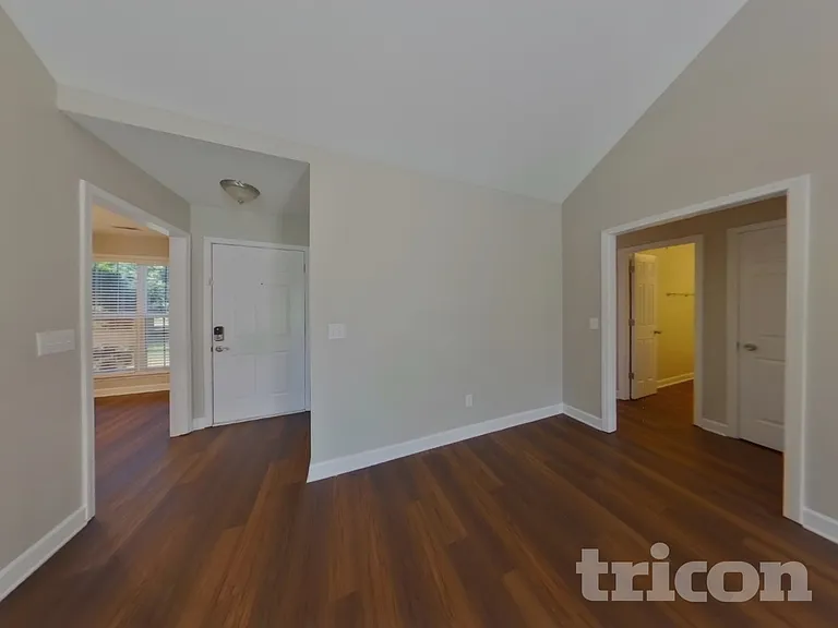 2905 Haddox Pl — Photo 3