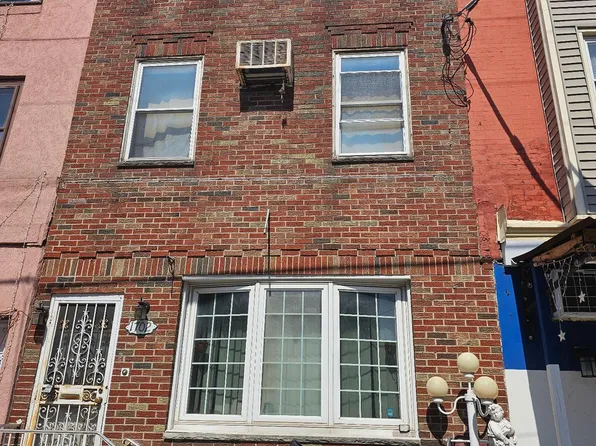1702 S 6th St, Philadelphia, PA 19148