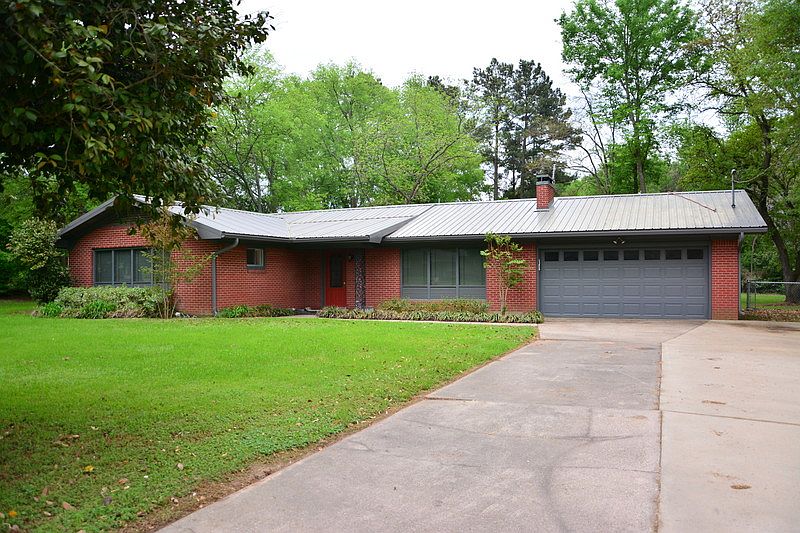 1st image of 504 W Carolanne Blvd