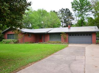504 W Carolanne Blvd, Marshall, TX 75672