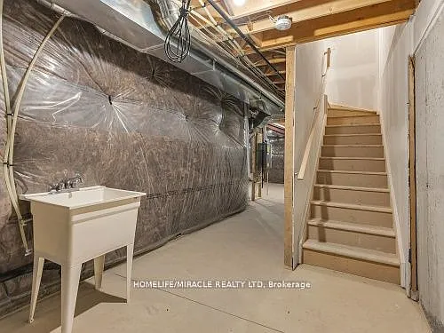 32 Vickers Rd — Photo 26