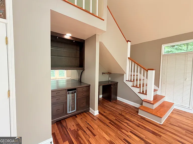 1012 Berne St SE — Photo 10