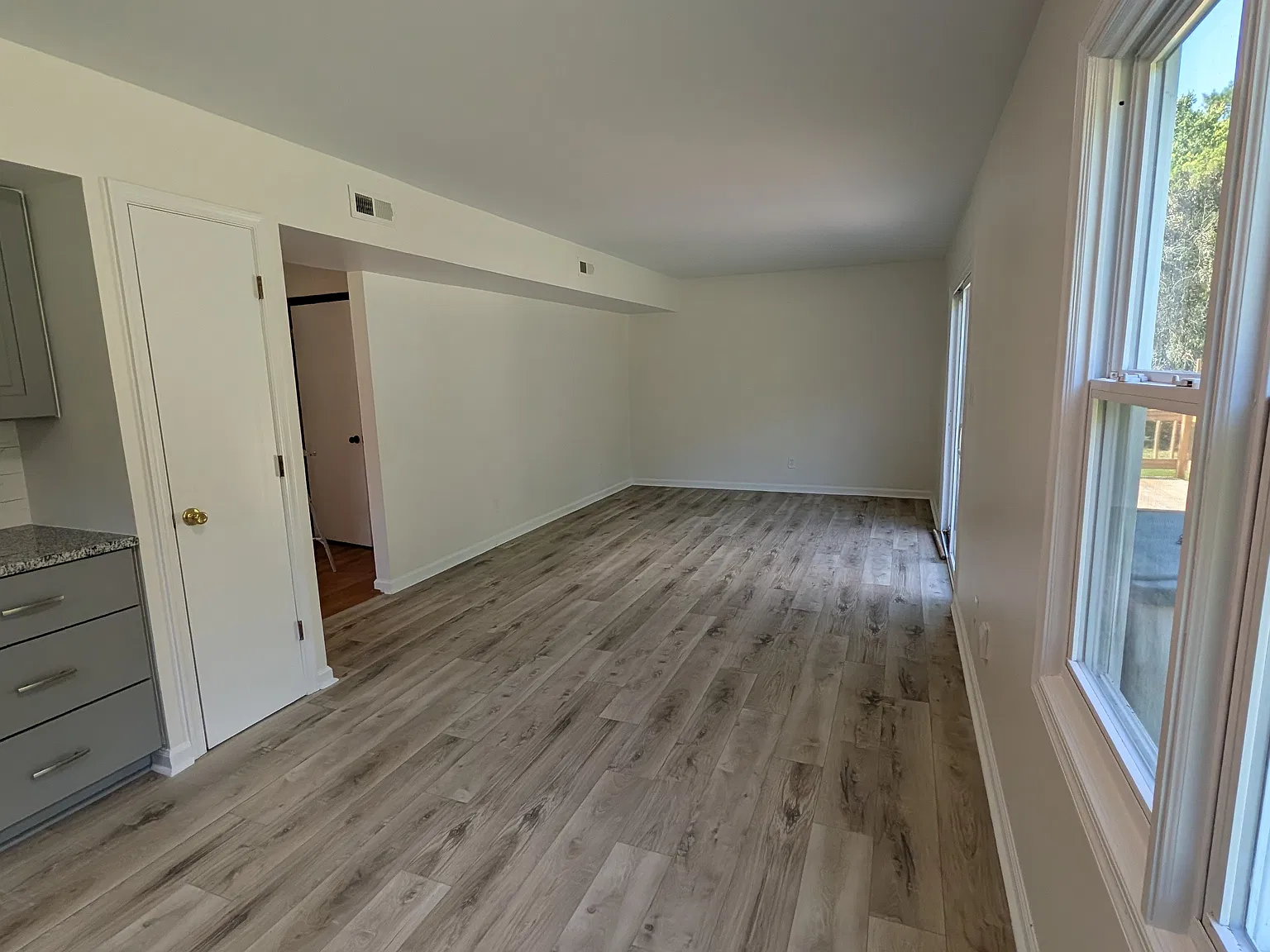 3 bed, 1520 sqft, $2,495 — Photo 3