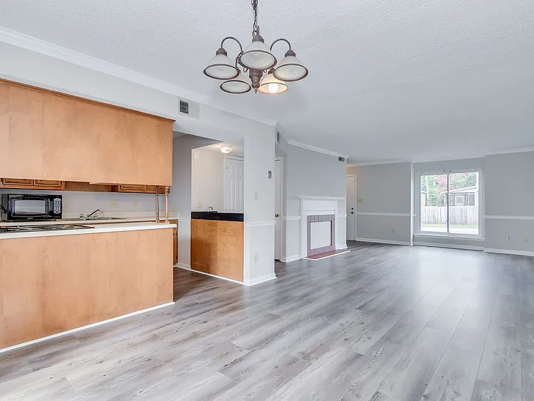 2906 Running Creek Ln — Photo 16