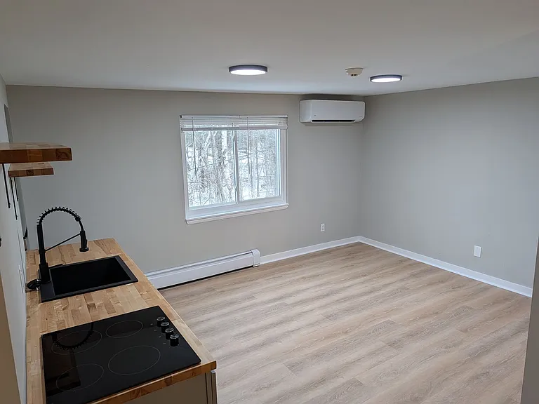 242 Commercial St — Photo 19