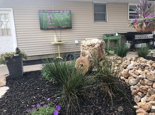 30821 SE Outer Rd, Harrisonville, MO 64701