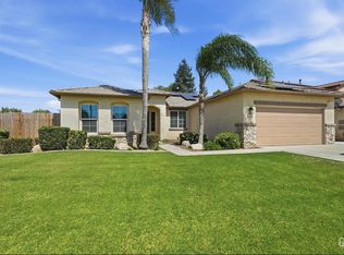 7214 Sleepy Lagoon Dr, Bakersfield, CA 93312