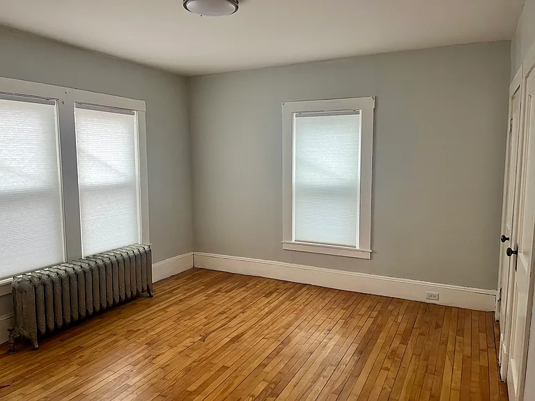 413 Hammond St #5 — Photo 5