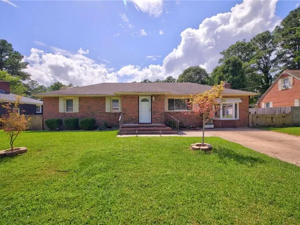 216 Shore Side Rd, Chesapeake, VA 23320