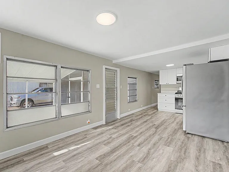 5053 Dunedin St — Photo 12