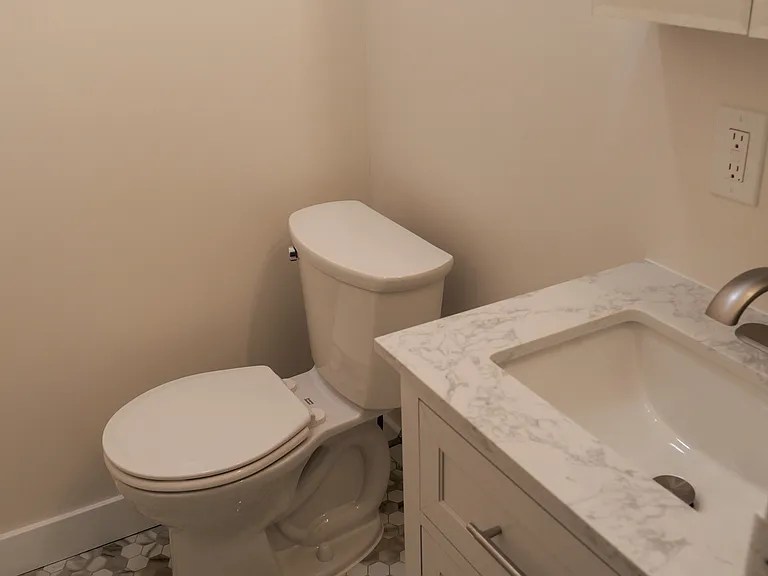 Drexeline Apartments — Photo 23
