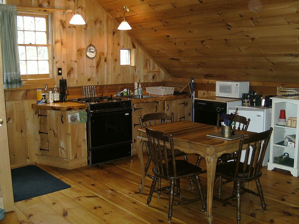 2nd image of 157 Rice Rd