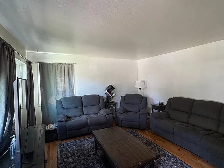 2120 Yellowstone Ave — Photo 4