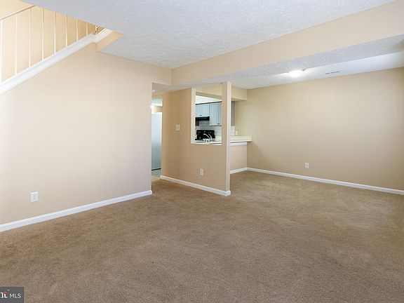 4th image of 46359 Columbus Dr Unit 601