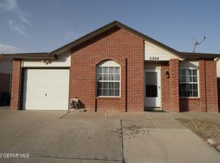 2304 Tierra Serena Rd, El Paso, TX 79938