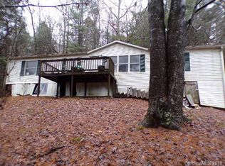 2006 Oleta Rd, Hendersonville, NC 28792