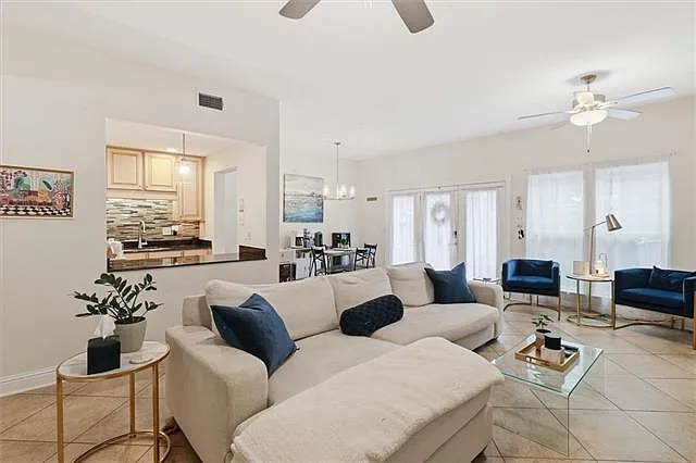 3 Spinnaker Ln — Photo 5