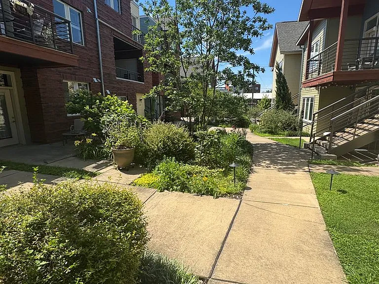 1325 5th Ave N #14 — Photo 4