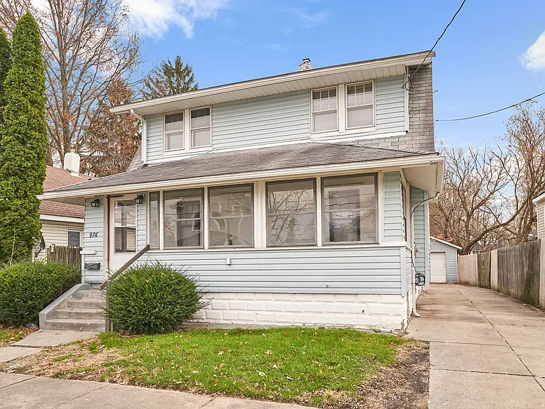 976 Concord Ave — Photo 14