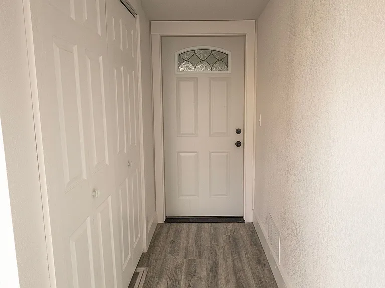 611 Railroad Ave #1 — Photo 10