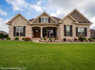 100 Angelina Grace Dr, Warner Robins, GA 31088