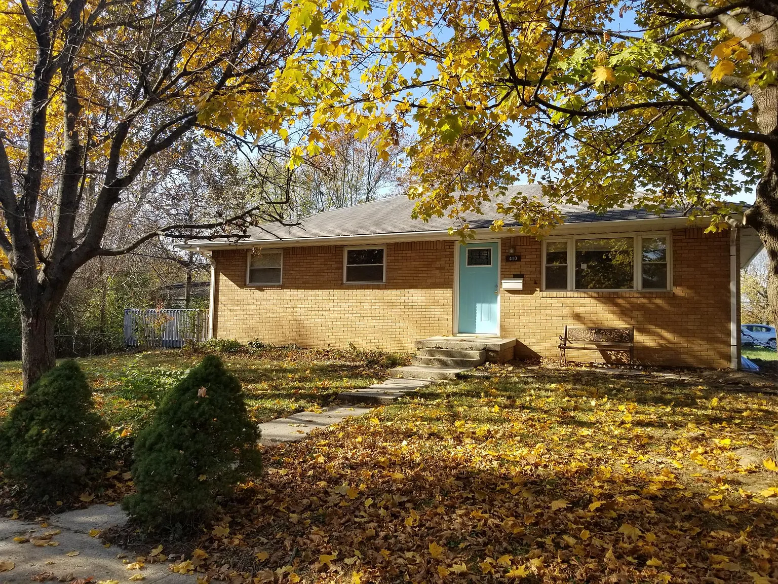 410 Saint Francis Ave photo 1