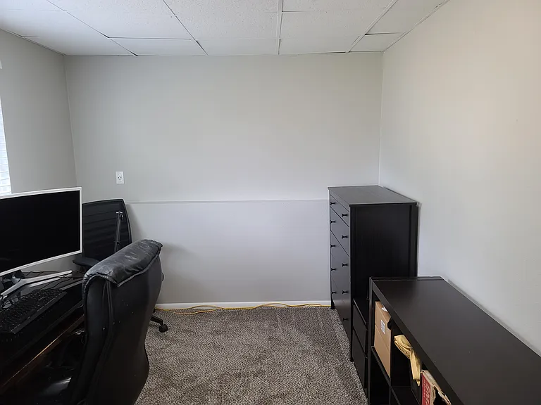 940 W Red Oaks Dr #2 — Photo 21