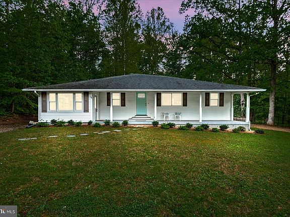 2nd image of 70 Hidden Lake Dr