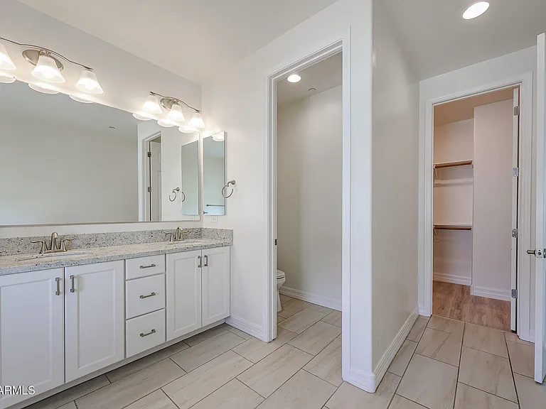 25428 N 19th Dr — Photo 24